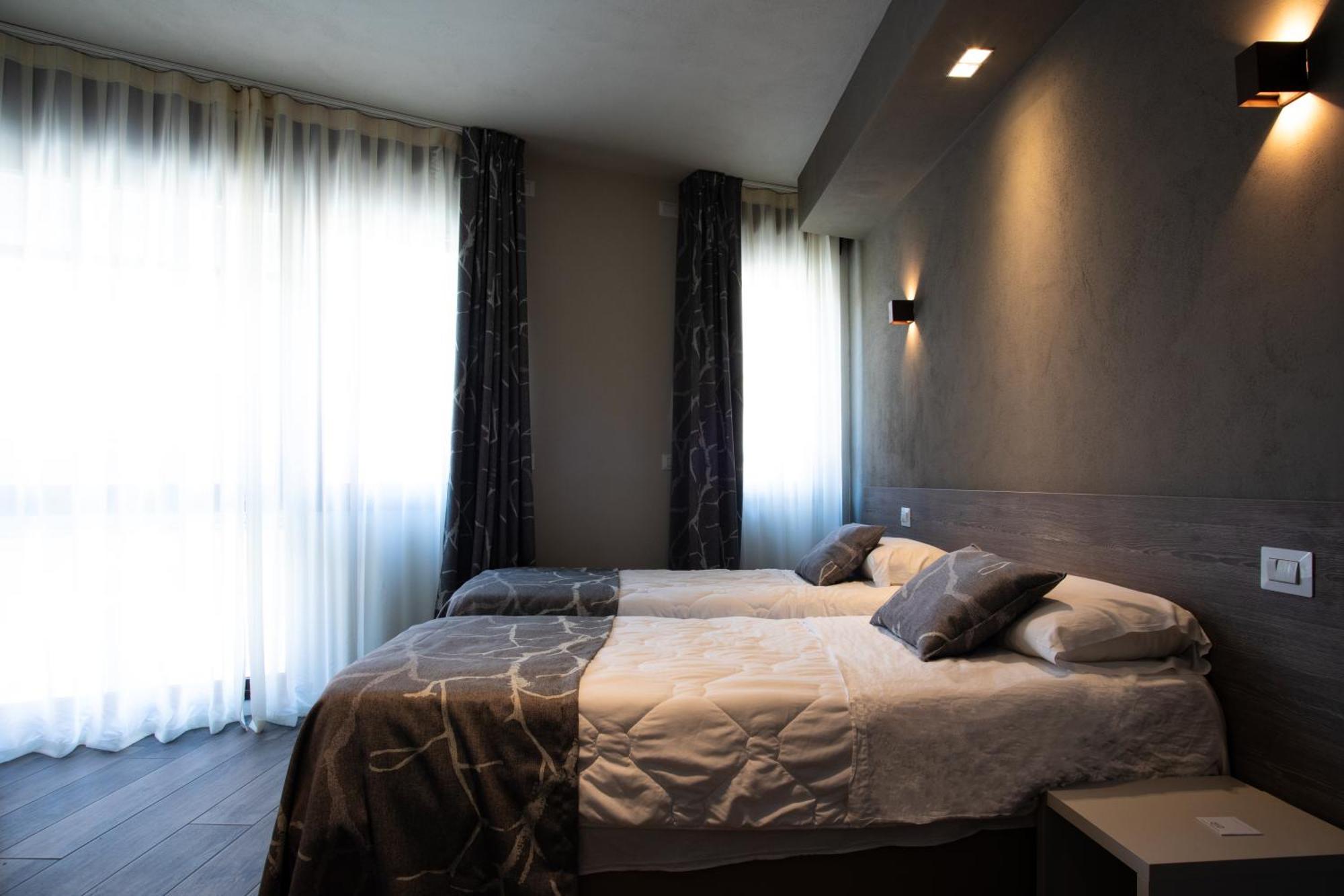 Astoria Living Apartments Болоня Екстериор снимка