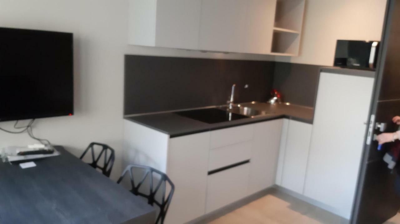 Astoria Living Apartments Болоня Екстериор снимка