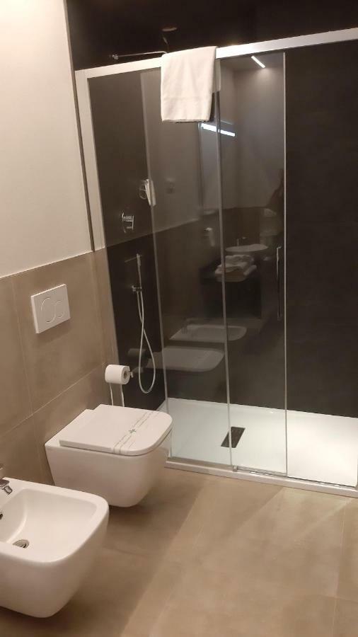 Astoria Living Apartments Болоня Екстериор снимка