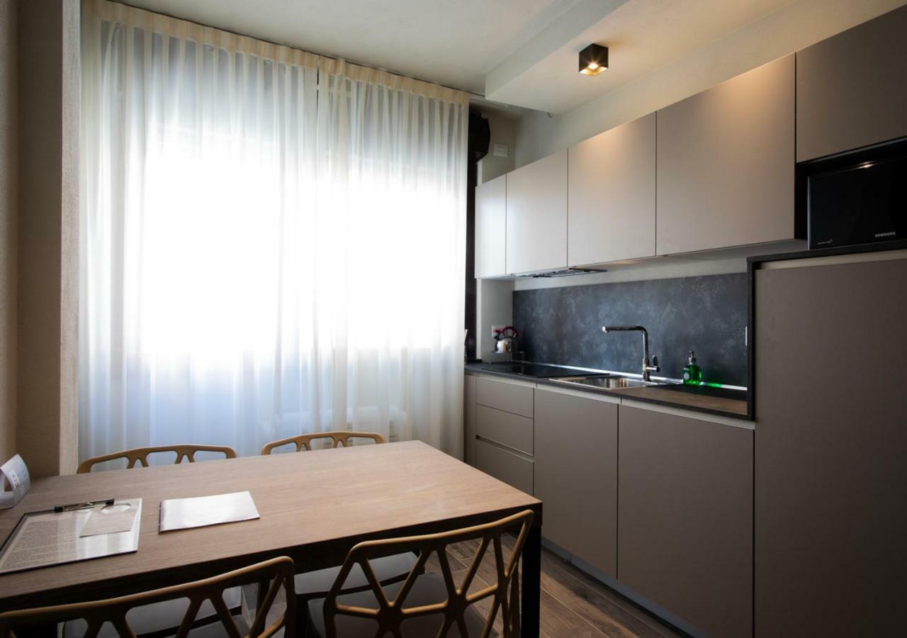 Astoria Living Apartments Болоня Екстериор снимка