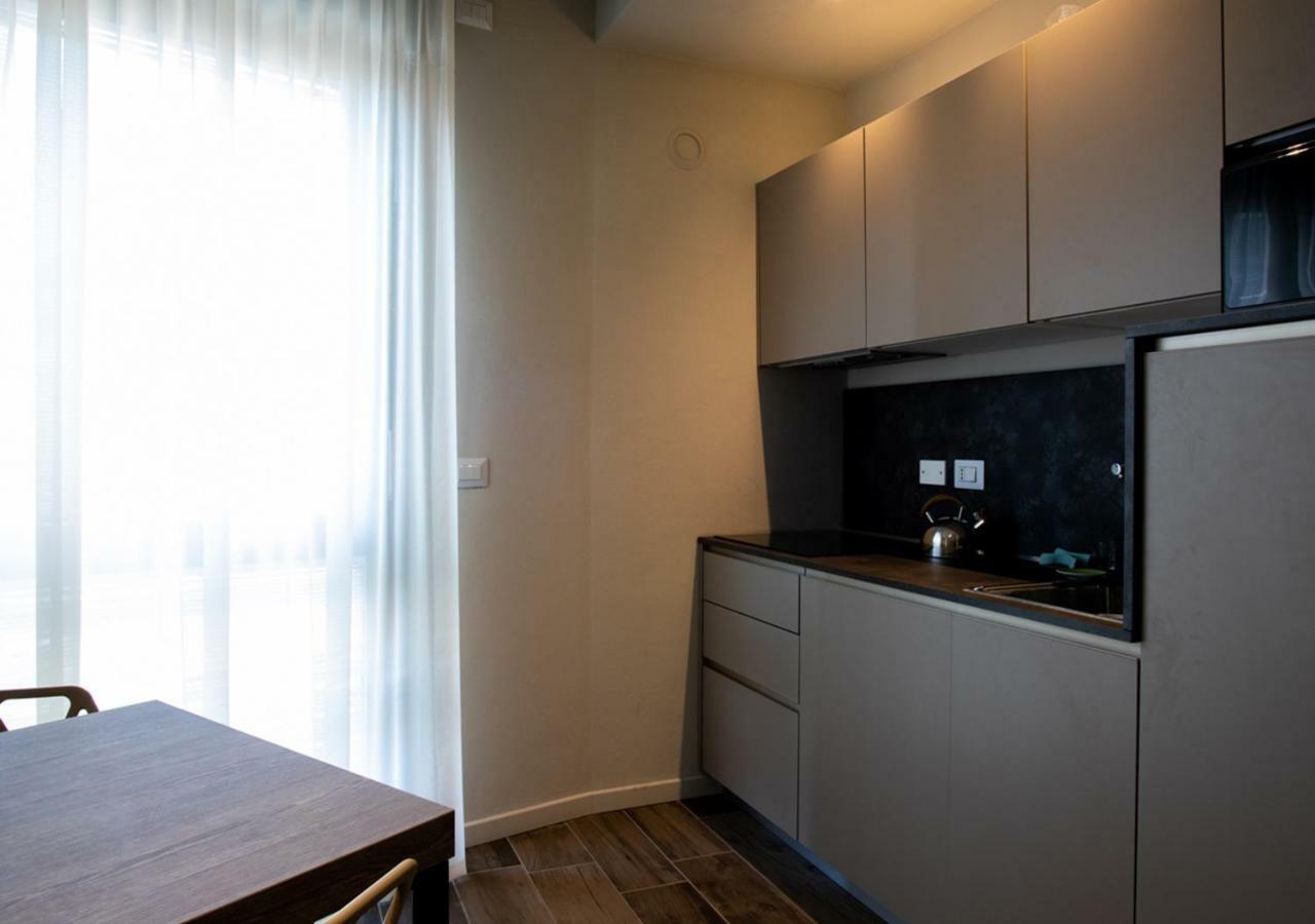 Astoria Living Apartments Болоня Екстериор снимка